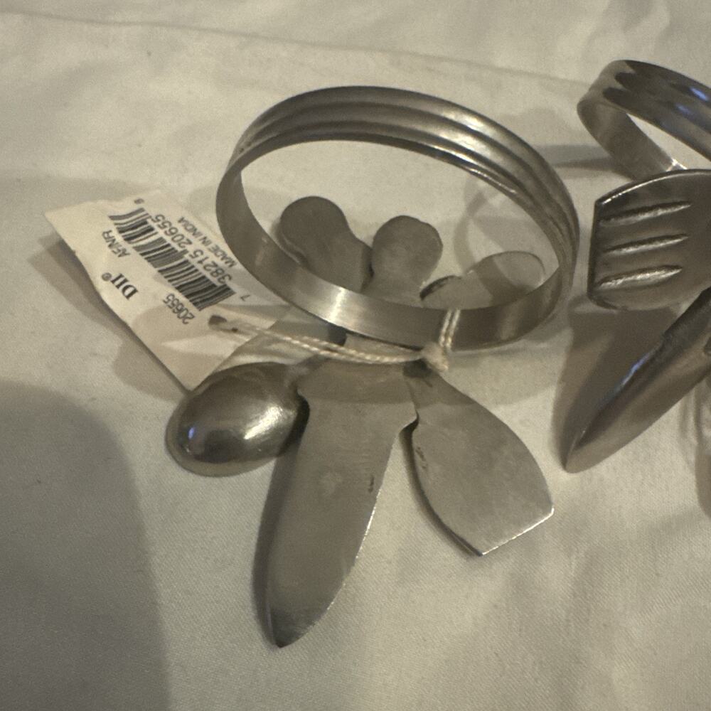 Silverware Napkin Rings Silver Pewter Set Of 4‎ Napkin Holder New Old Stock - Picture 3 of 4